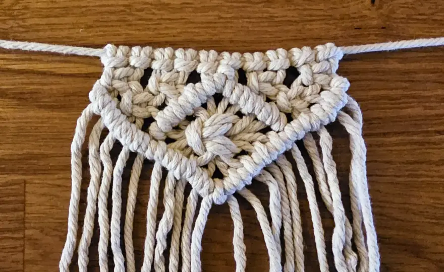 Makramee Wimpelkette knüpfen – Deine DIY-Anleitung für Anfänger